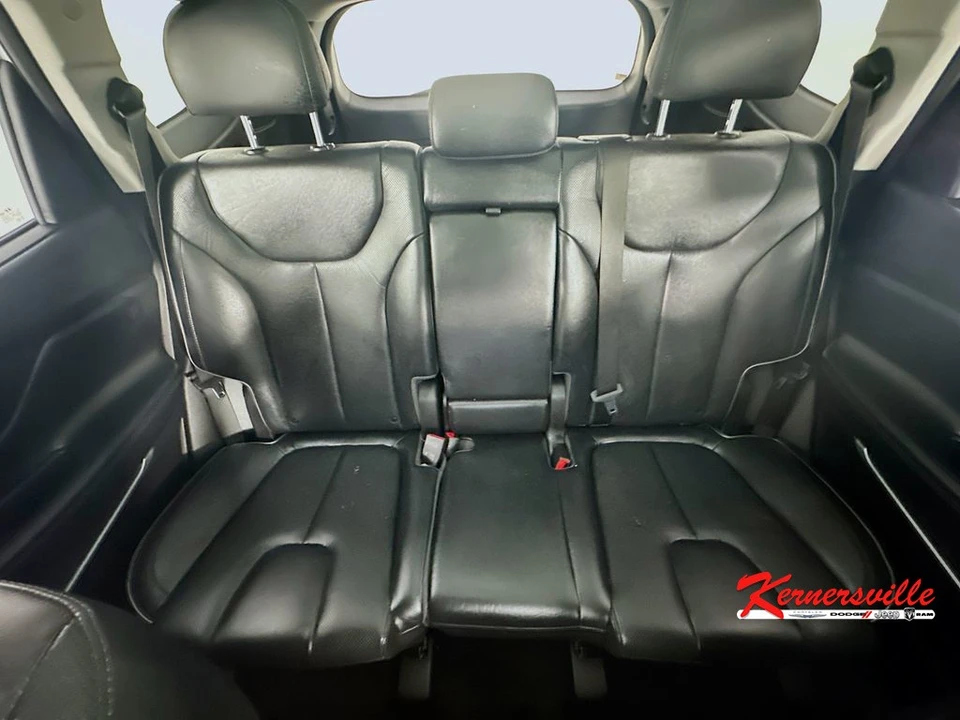 2021 Hyundai Santa Fe - Image 13 of 21