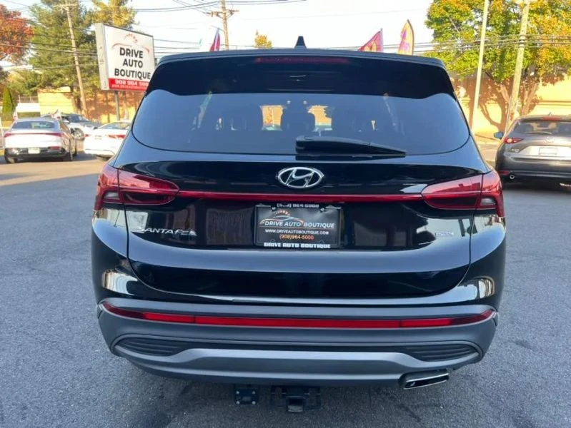 2021 Hyundai Santa Fe - Image 6 of 12