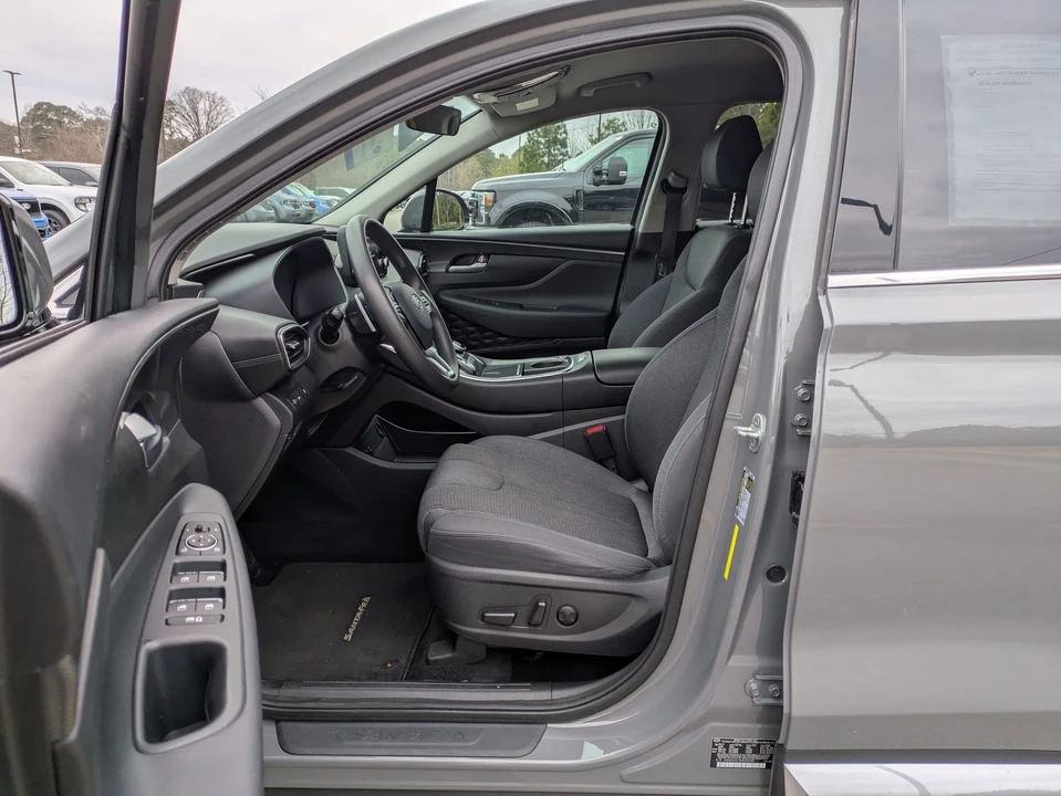 2021 Hyundai Santa Fe - Image 12 of 21