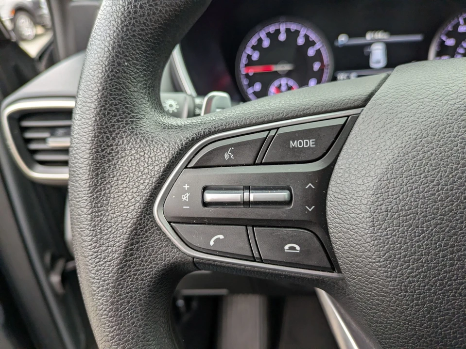 2021 Hyundai Santa Fe - Image 18 of 21
