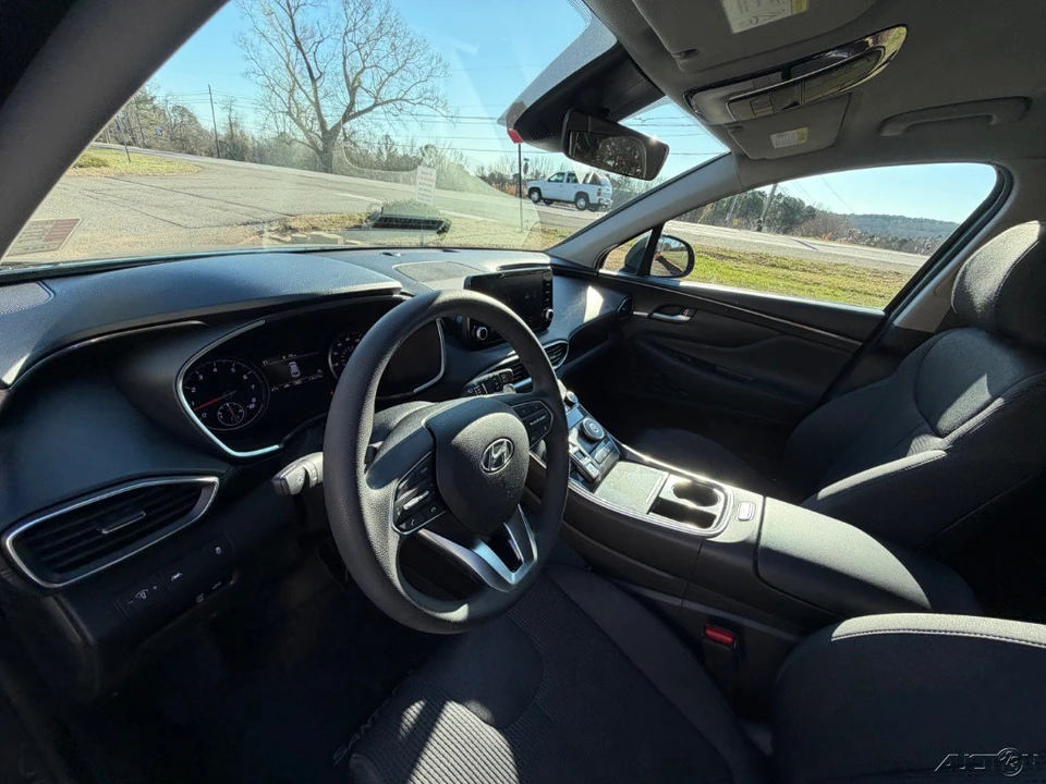 2021 Hyundai Santa Fe - Image 10 of 12