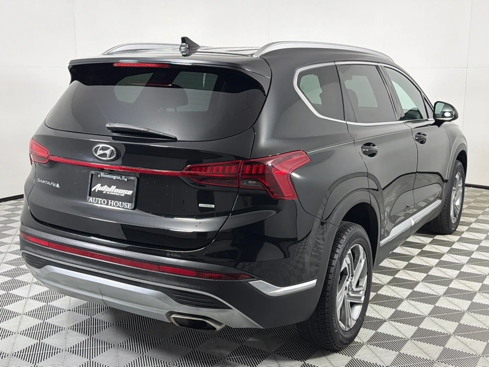 2021 Hyundai Santa Fe - Image 5 of 12