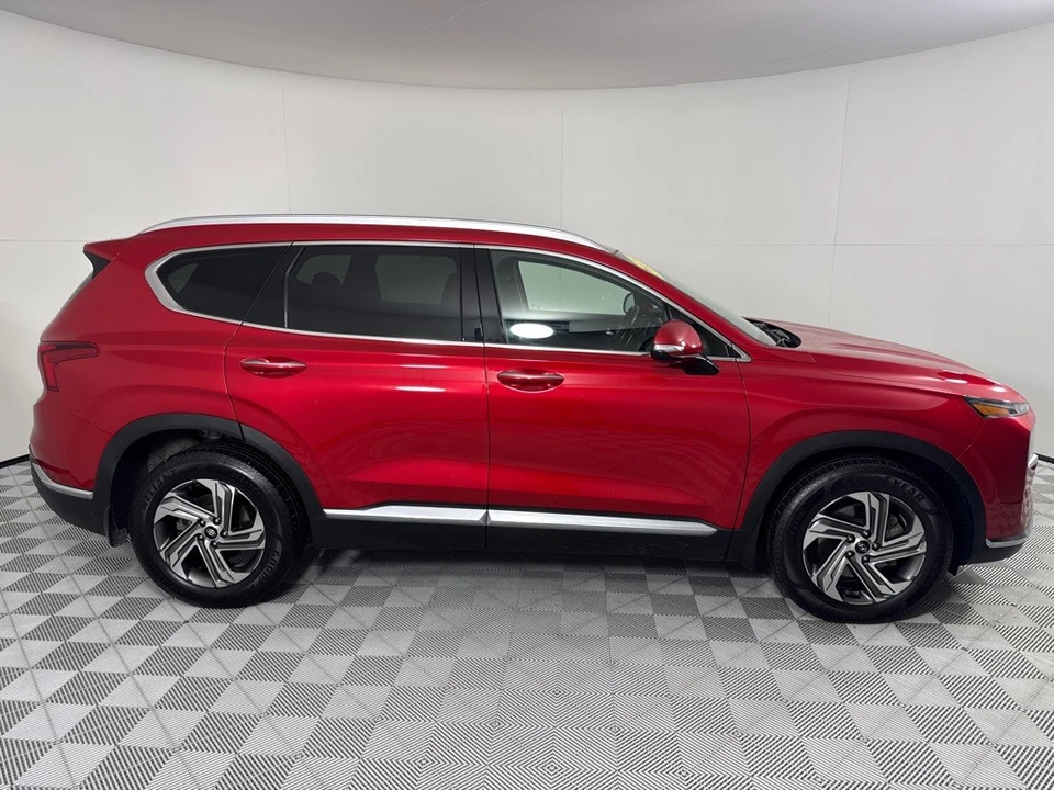 2021 Hyundai Santa Fe - Image 4 of 12