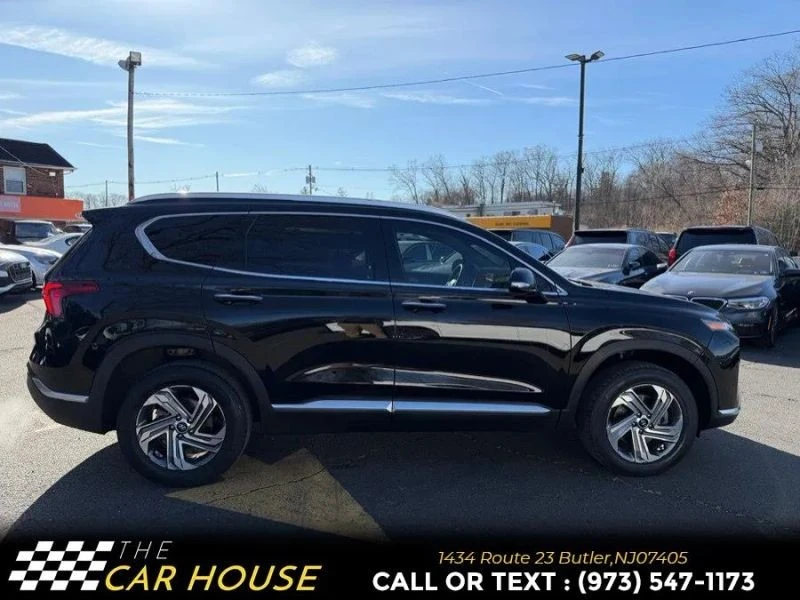 2021 Hyundai Santa Fe - Image 7 of 12