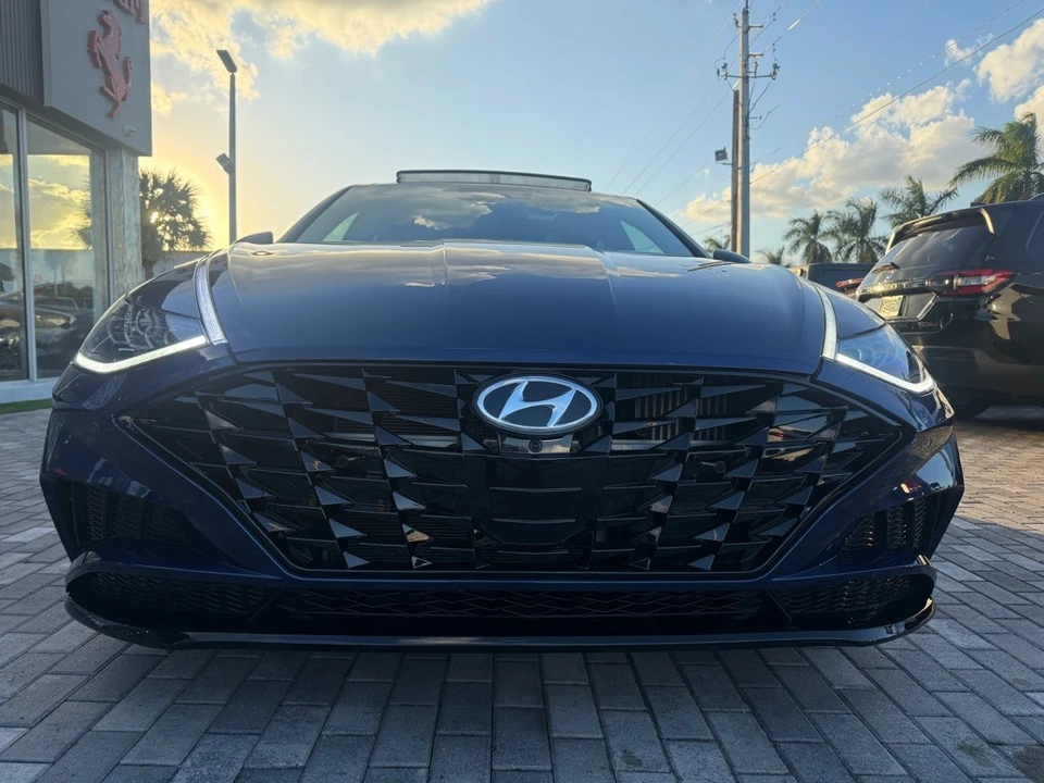 2021 Hyundai Sonata - Image 2 of 21