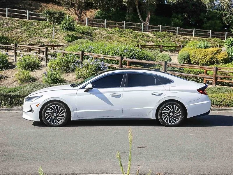 2021 Hyundai Sonata - Image 4 of 21