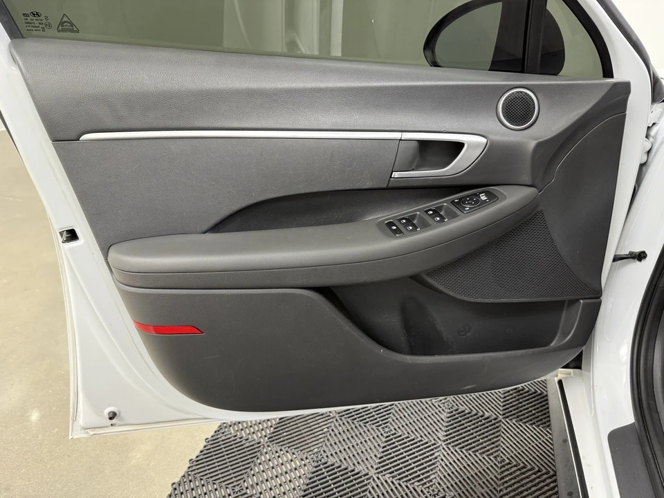 2021 Hyundai Sonata - Image 9 of 21