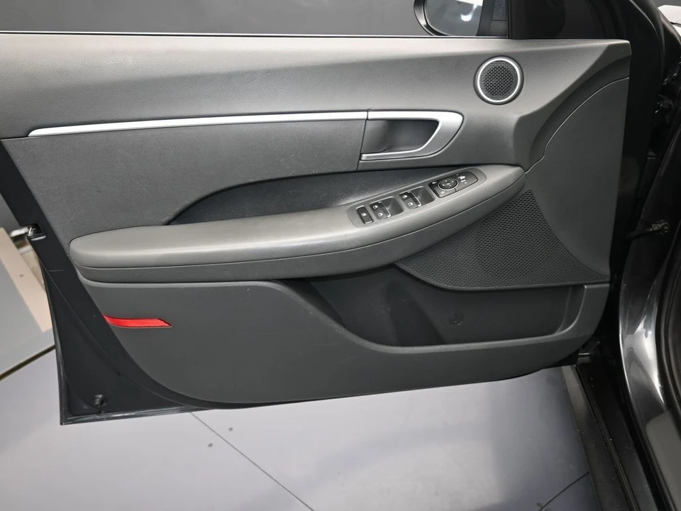2021 Hyundai Sonata - Image 11 of 12