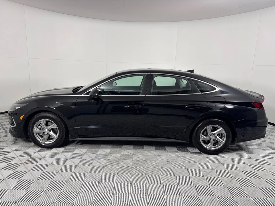 2021 Hyundai Sonata - Image 8 of 12