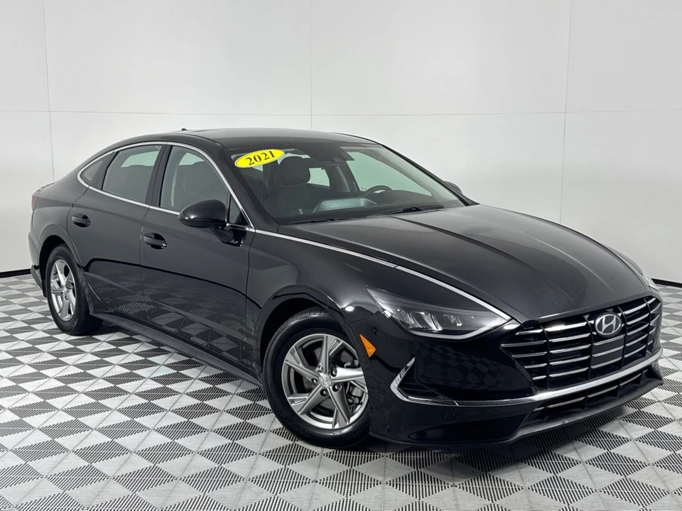 2021 Hyundai Sonata - Image 2 of 12
