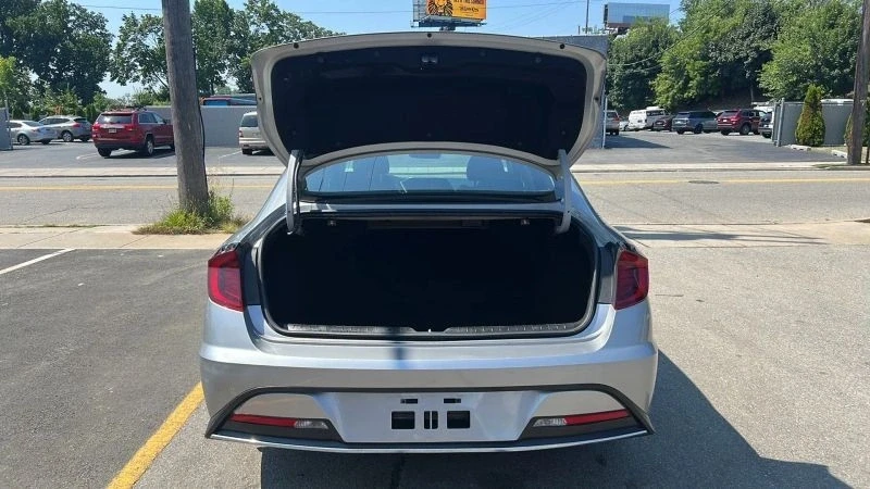 2021 Hyundai Sonata - Image 9 of 12