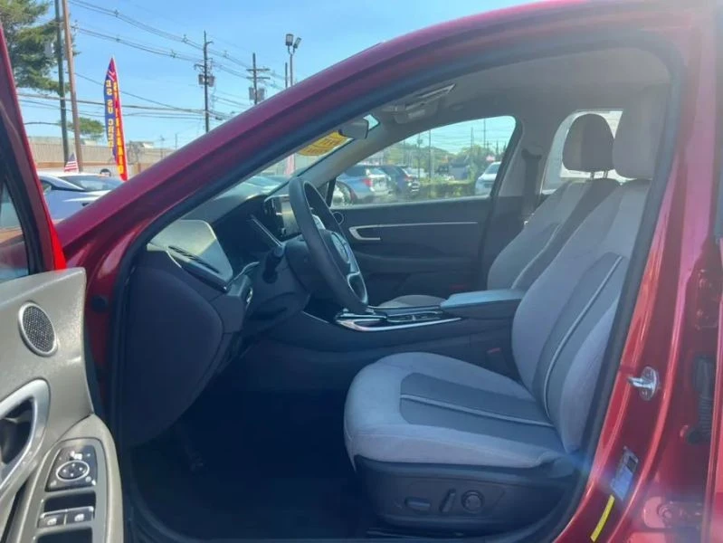 2021 Hyundai Sonata - Image 8 of 12