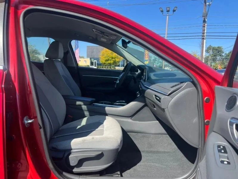 2021 Hyundai Sonata - Image 10 of 12