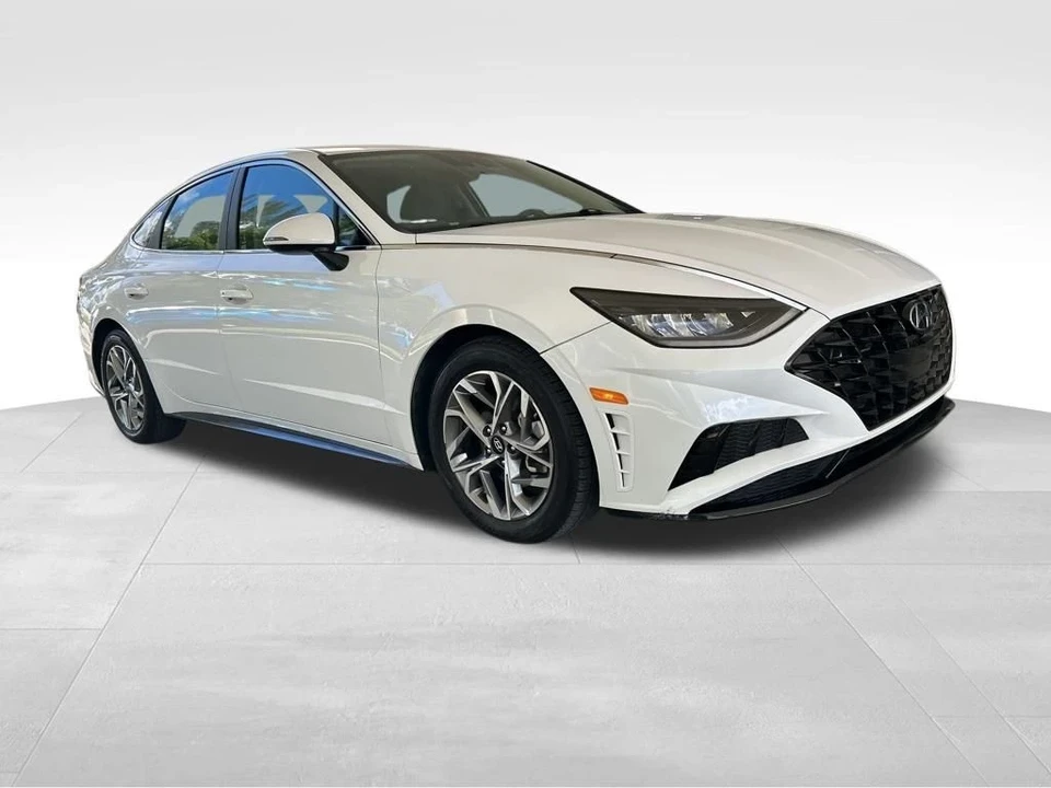 2021 Hyundai Sonata - Image 2 of 12
