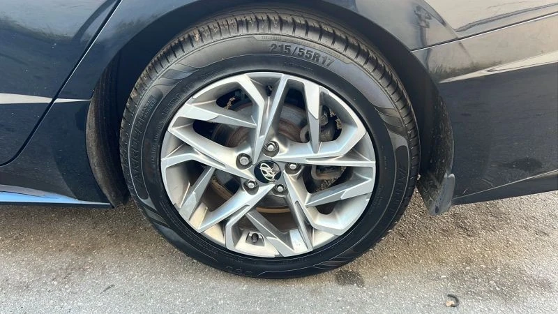 2021 Hyundai Sonata - Image 10 of 12