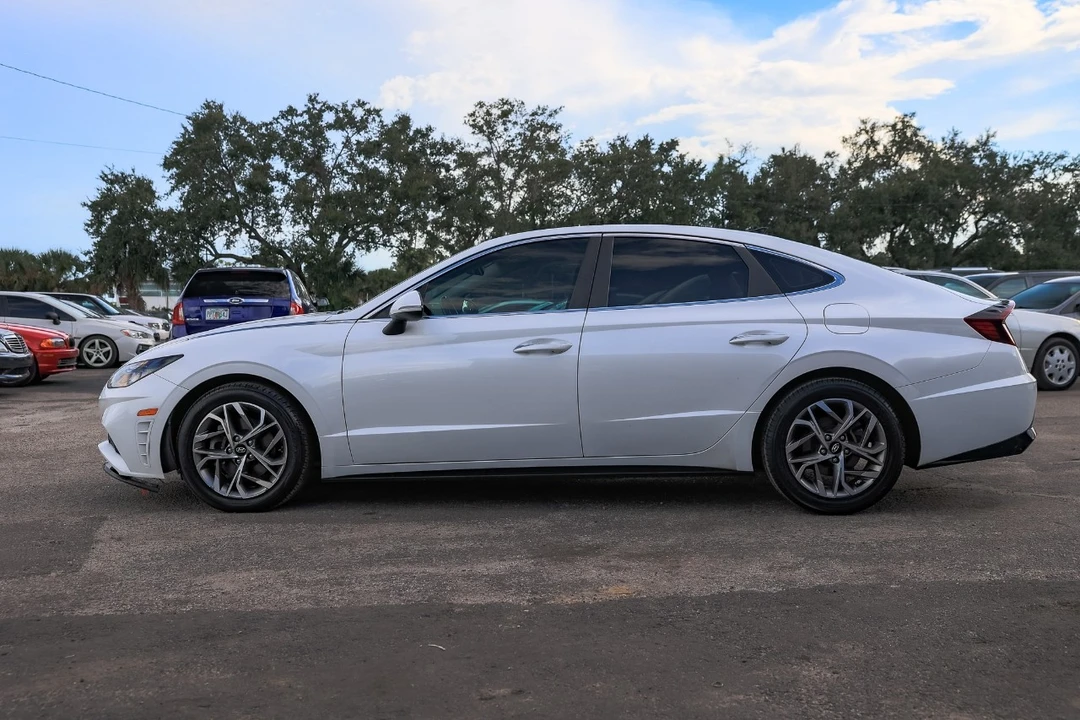 2021 Hyundai Sonata - Image 3 of 12