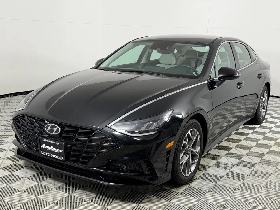 2021 Hyundai Sonata - Image 10 of 21