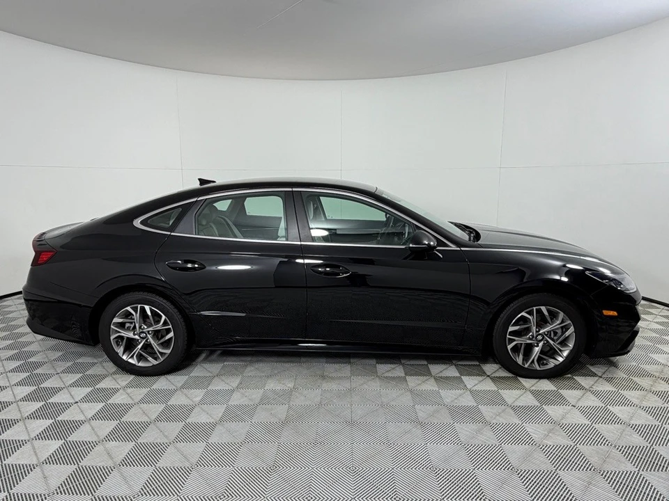 2021 Hyundai Sonata - Image 4 of 21
