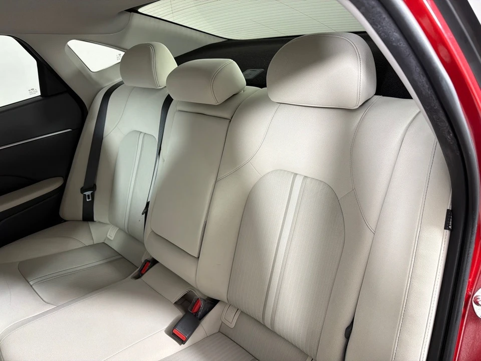 2021 Hyundai Sonata - Image 19 of 21