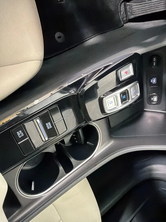 2021 Hyundai Sonata - Image 17 of 21