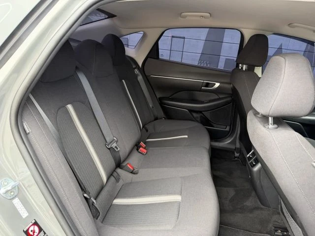 2021 Hyundai Sonata - Image 15 of 21