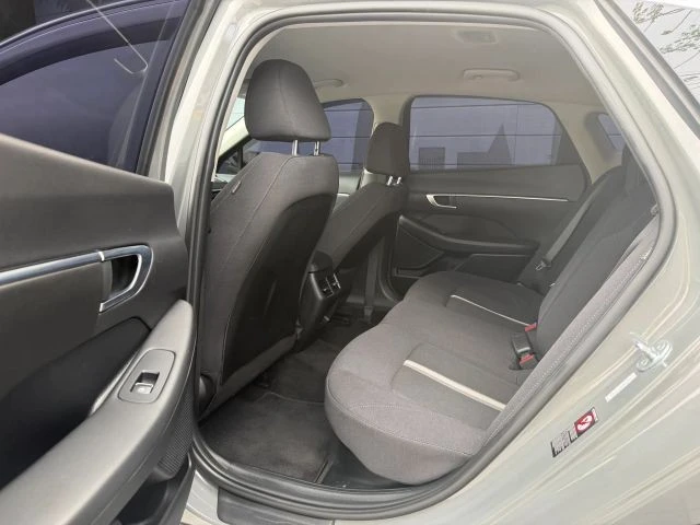 2021 Hyundai Sonata - Image 12 of 21