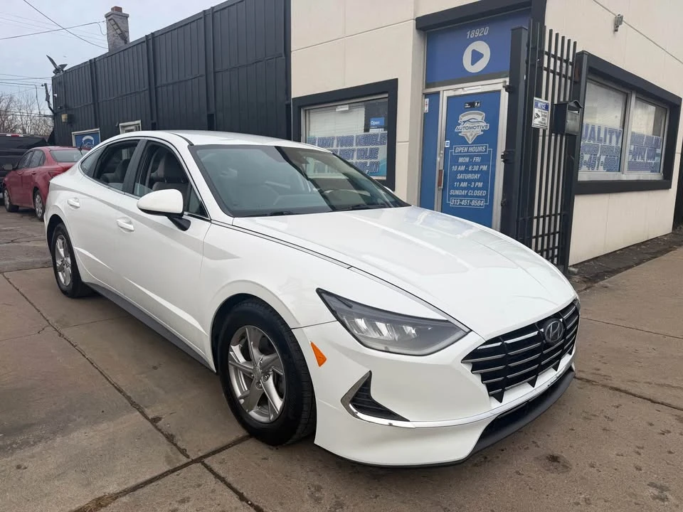 2021 Hyundai Sonata - Image 2 of 15