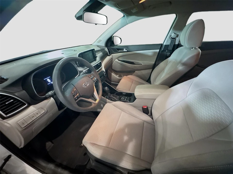 2021 Hyundai Tucson - Image 11 of 16