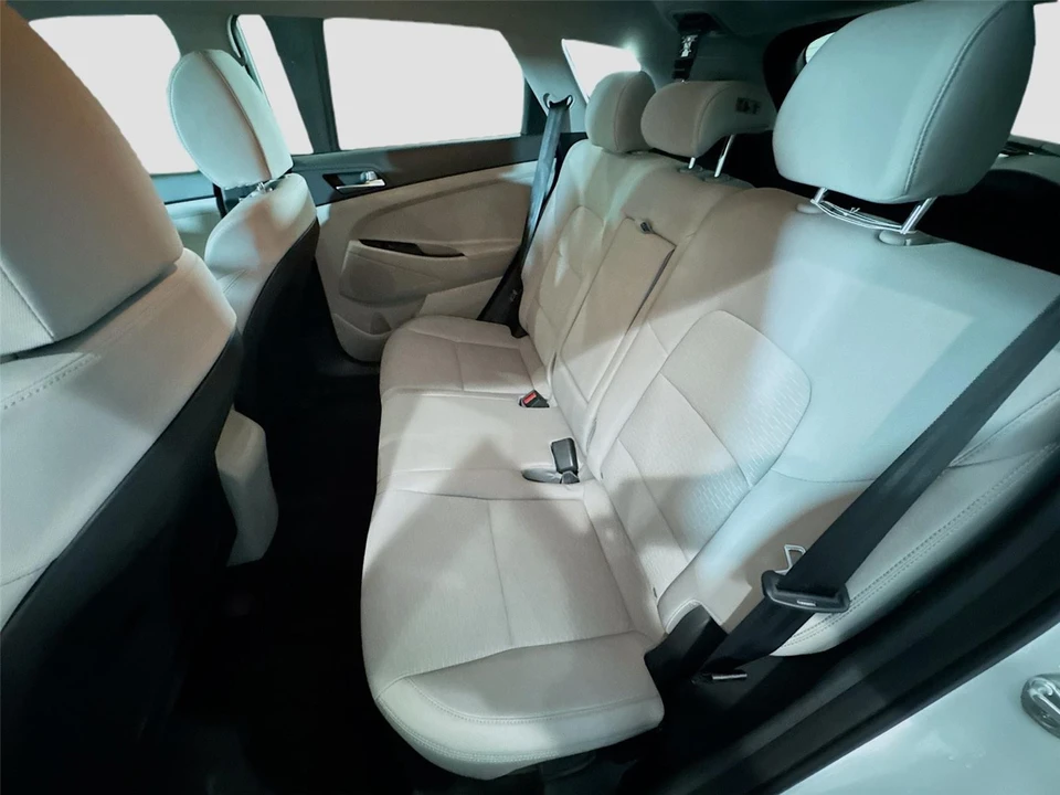 2021 Hyundai Tucson - Image 12 of 16