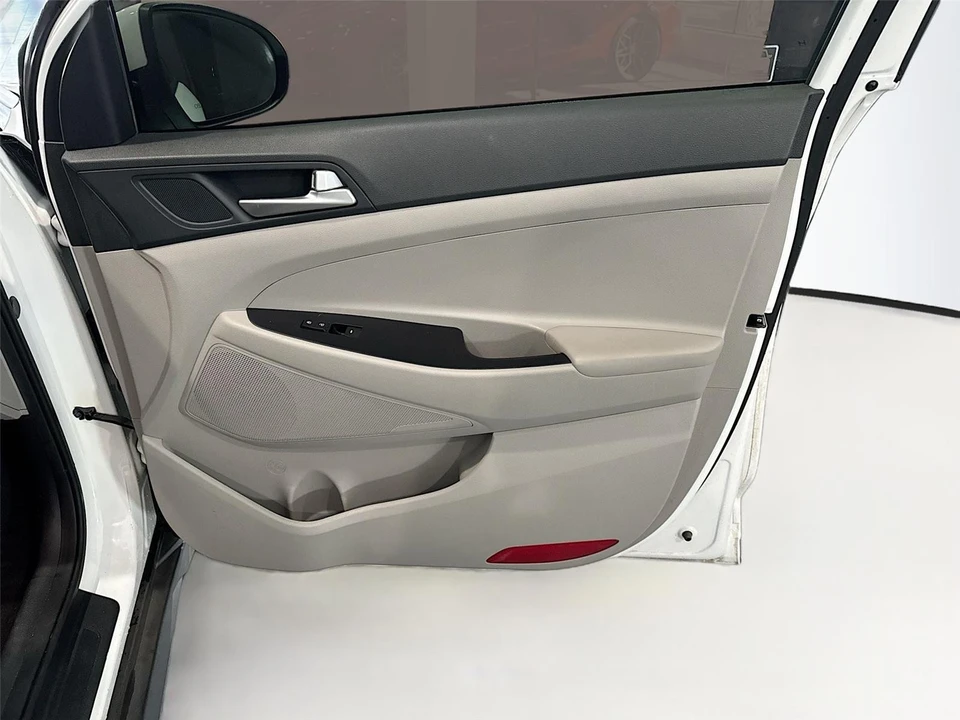2021 Hyundai Tucson - Image 14 of 16