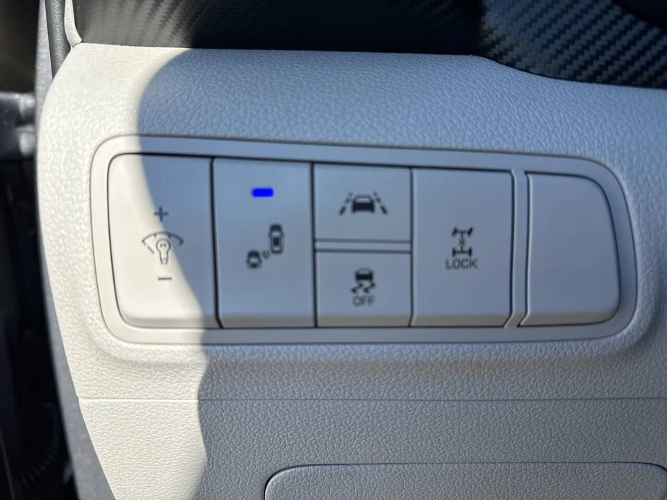 2021 Hyundai Tucson - Image 18 of 21
