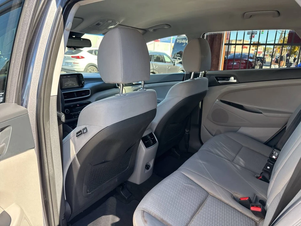 2021 Hyundai Tucson - Image 15 of 21