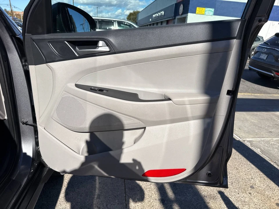 2021 Hyundai Tucson - Image 12 of 21