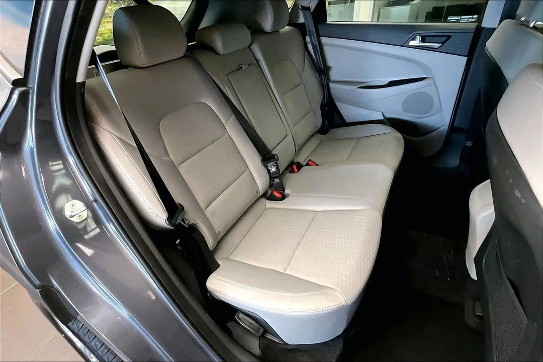 2021 Hyundai Tucson - Image 18 of 21