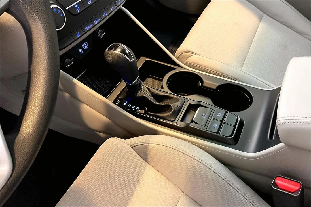 2021 Hyundai Tucson - Image 15 of 21