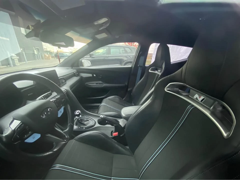 2021 Hyundai Veloster - Image 2 of 2
