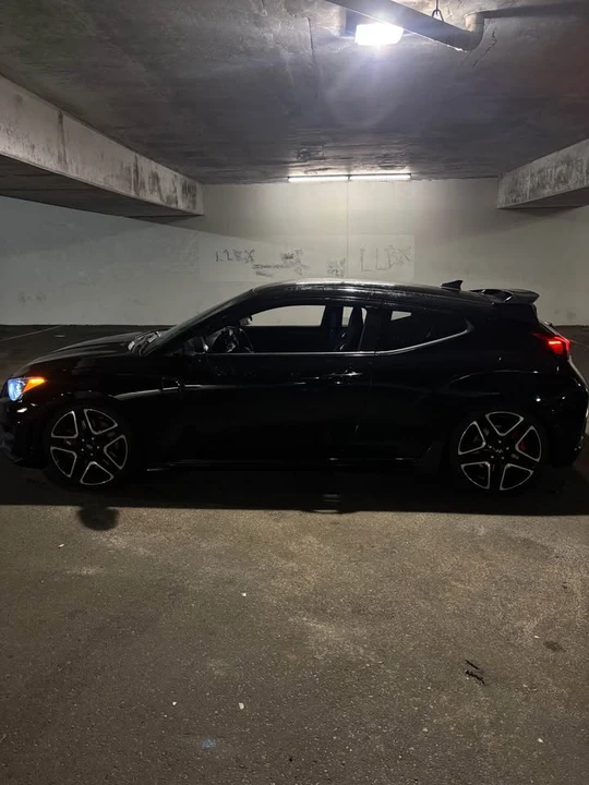 2021 Hyundai Veloster - Image 7 of 11