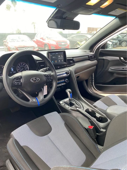 2021 Hyundai Veloster - Image 8 of 10