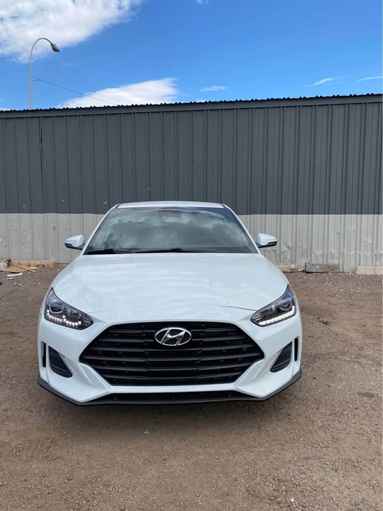 2021 Hyundai Veloster - Image 2 of 10