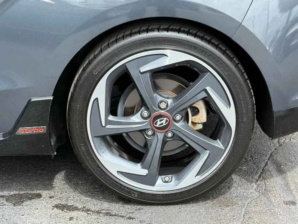 2021 Hyundai Veloster - Image 18 of 18