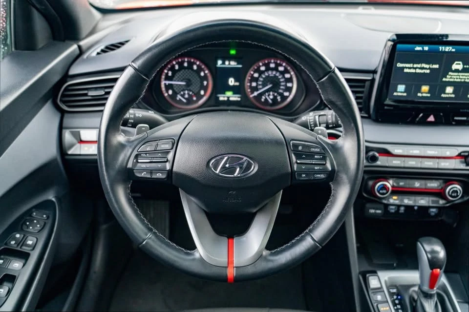 2021 Hyundai Veloster - Image 15 of 19