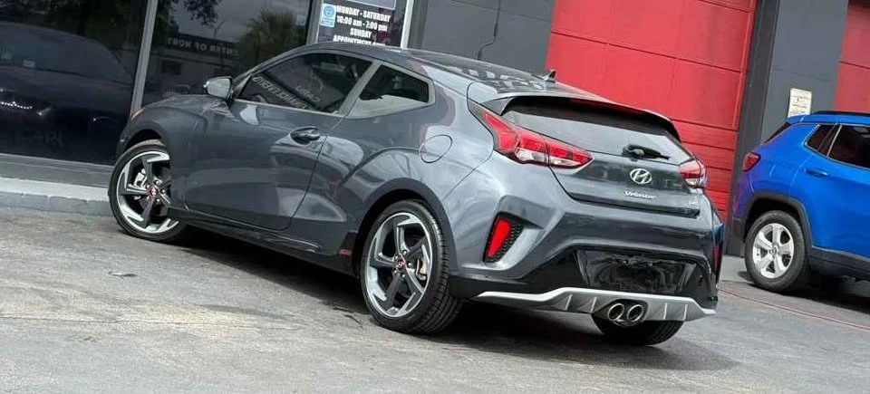 2021 Hyundai Veloster - Image 2 of 16