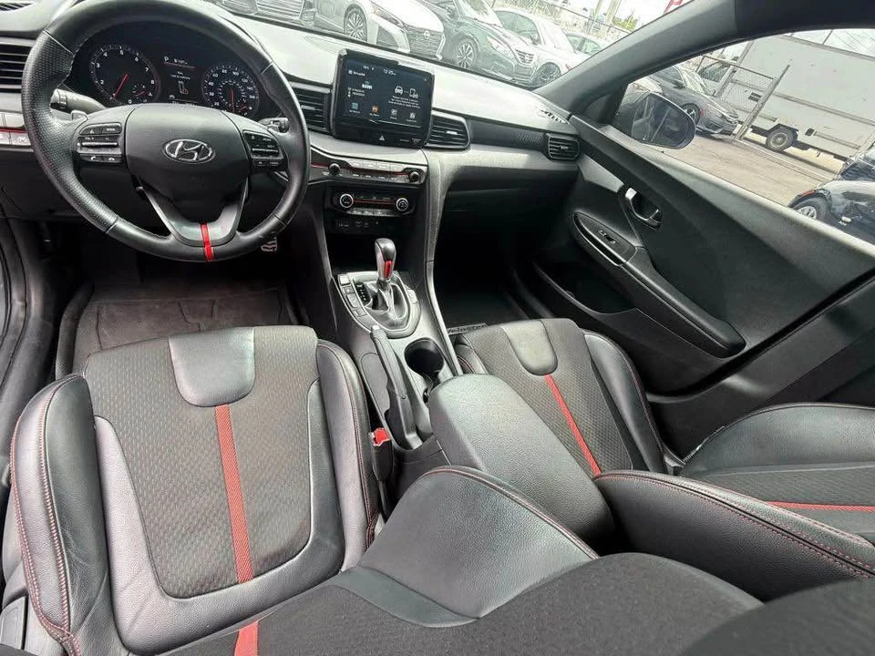 2021 Hyundai Veloster - Image 9 of 13