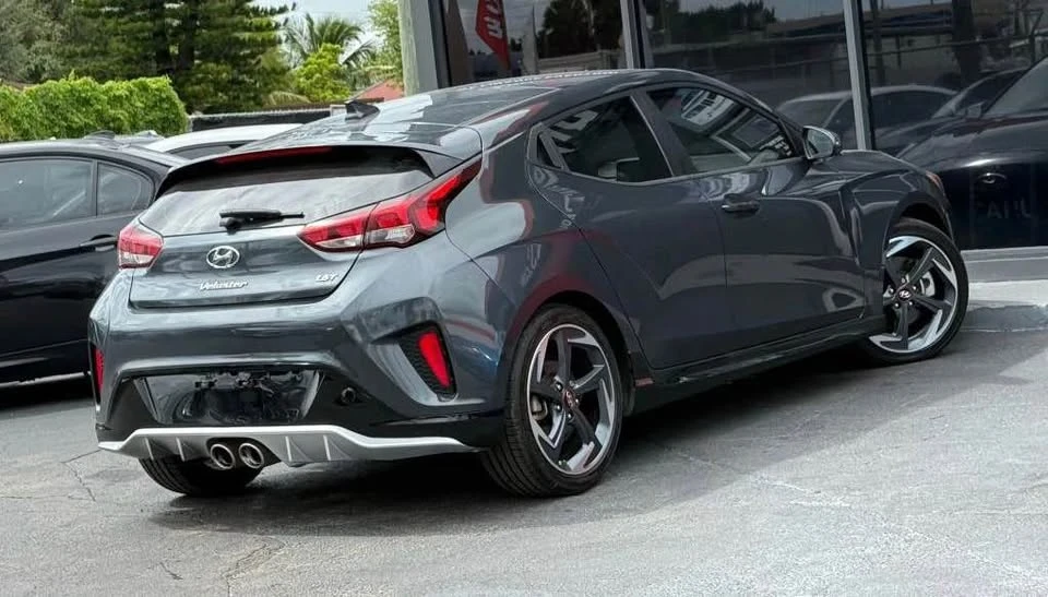 2021 Hyundai Veloster - Image 4 of 13