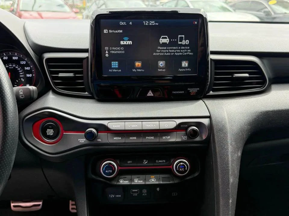 2021 Hyundai Veloster - Image 11 of 13