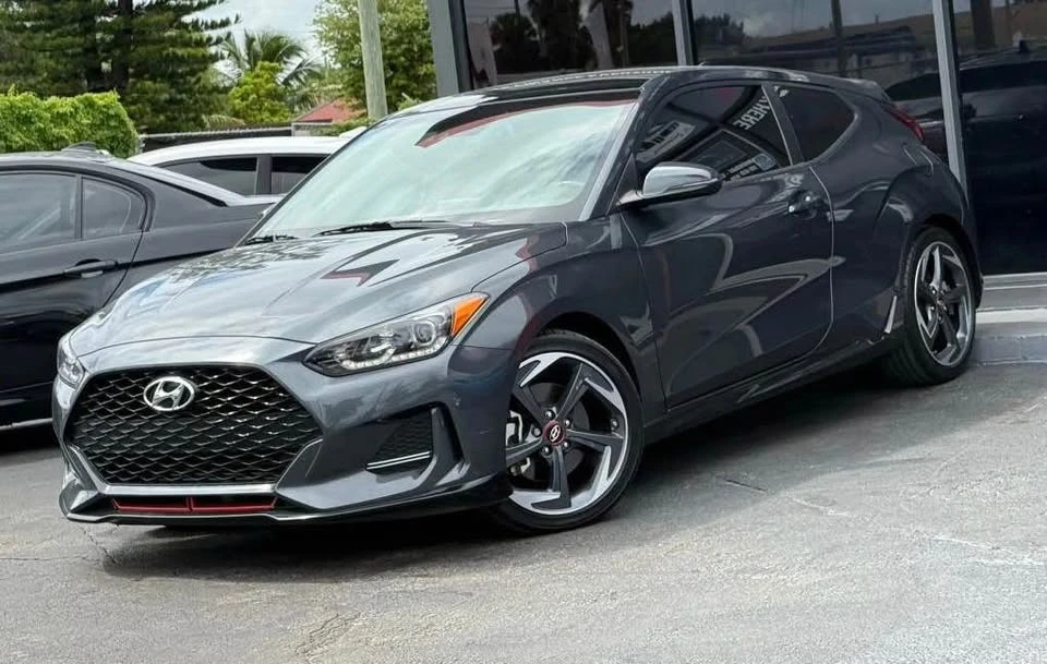 2021 Hyundai Veloster - Image 2 of 13