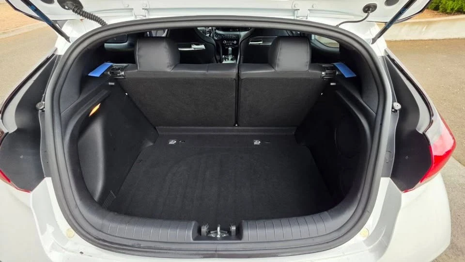 2021 Hyundai Veloster N - Image 10 of 18