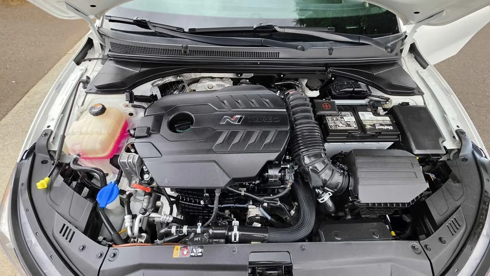 2021 Hyundai Veloster N - Image 11 of 15