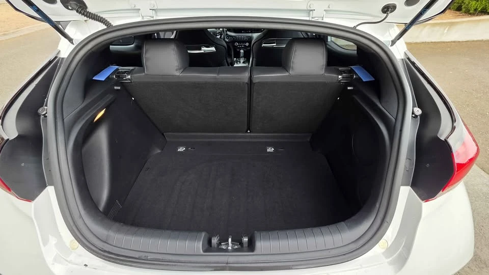 2021 Hyundai Veloster N - Image 10 of 15