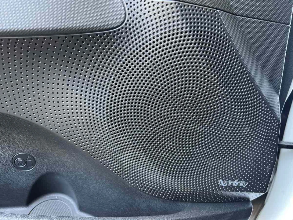 2021 Hyundai Veloster N - Image 18 of 27